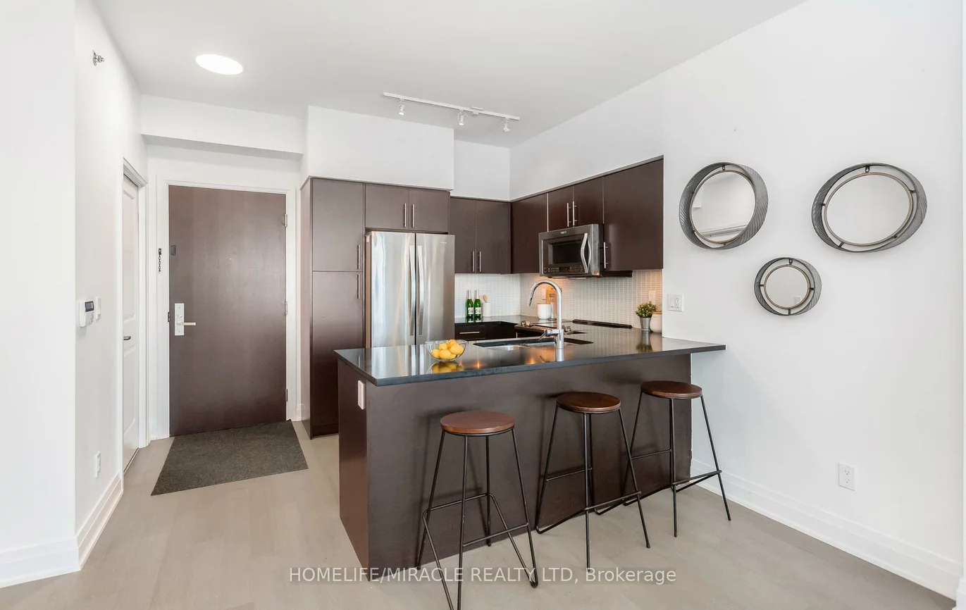 55, Speers, 1002 - CO Central, Oakville