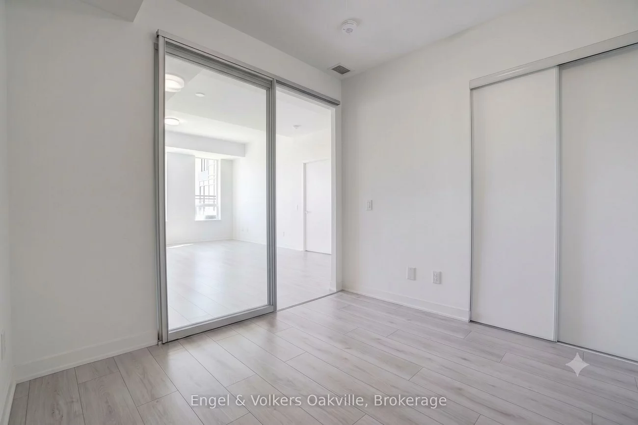 405, Dundas, 1008 - GO Glenorchy, Oakville