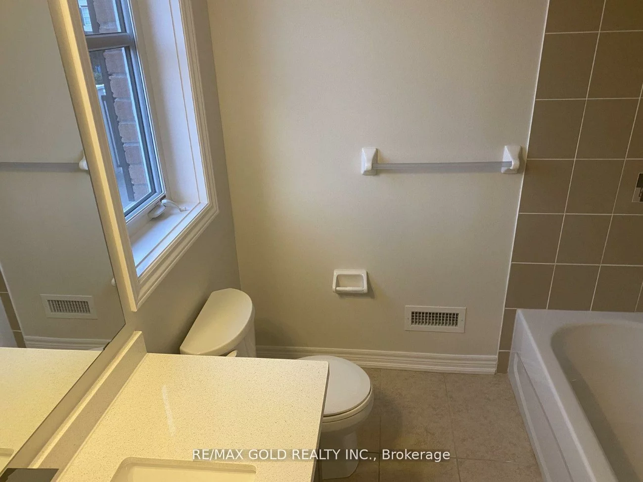 276, Gatwick, 1015 - RO River Oaks, Oakville