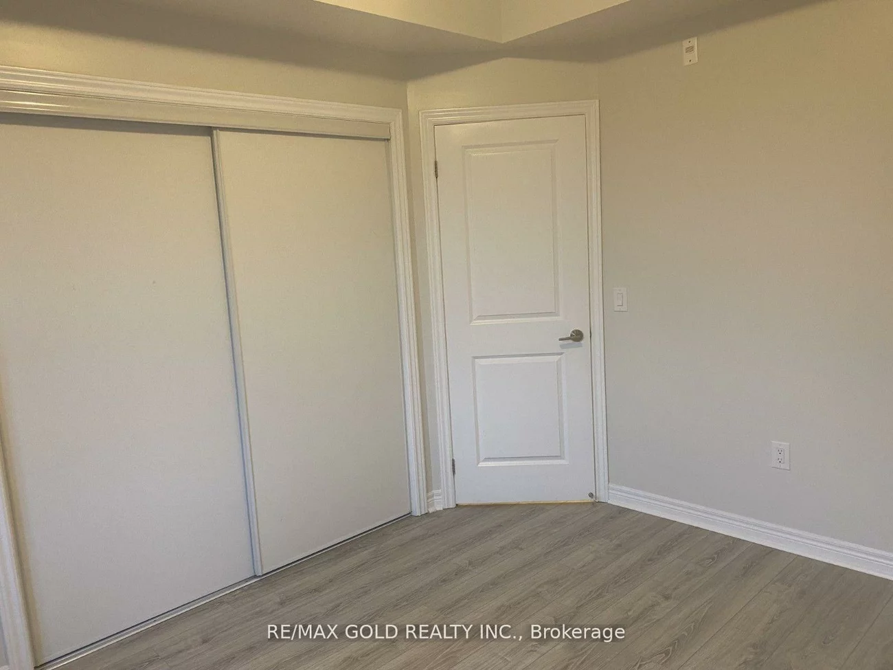 276, Gatwick, 1015 - RO River Oaks, Oakville