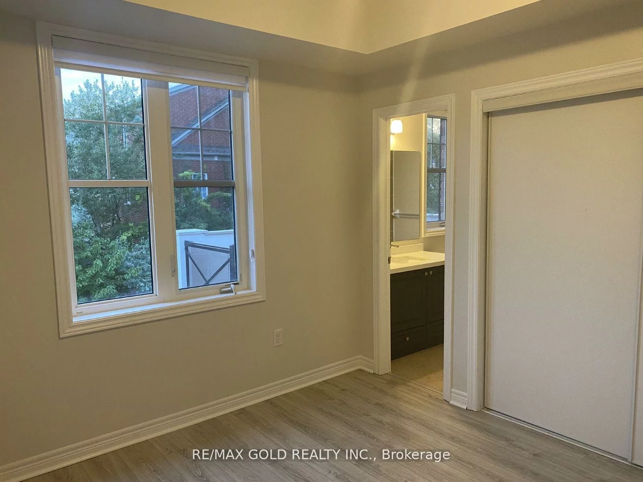 276, Gatwick, 1015 - RO River Oaks, Oakville