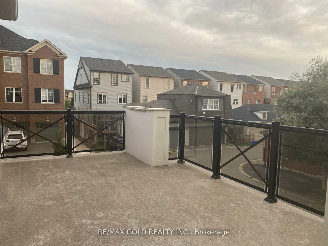 276, Gatwick, 1015 - RO River Oaks, Oakville