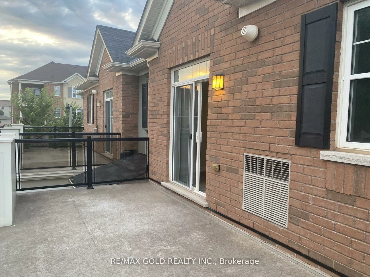 276, Gatwick, 1015 - RO River Oaks, Oakville