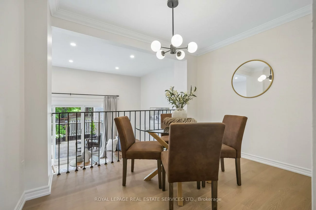 2222, Marine, 1001 - BR Bronte, Oakville