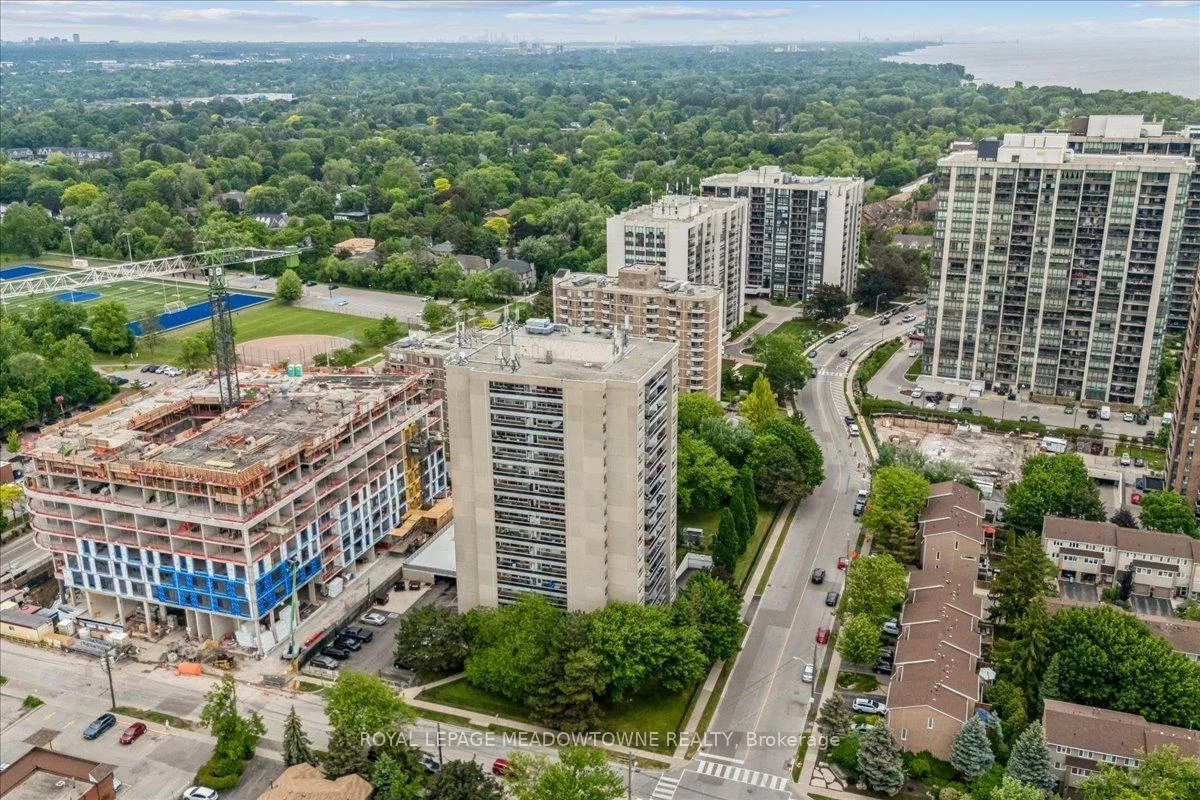 2263, Marine, 1001 - BR Bronte, Oakville