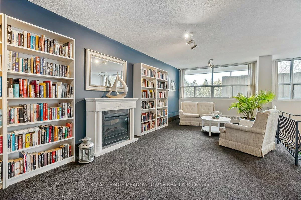 2263, Marine, 1001 - BR Bronte, Oakville