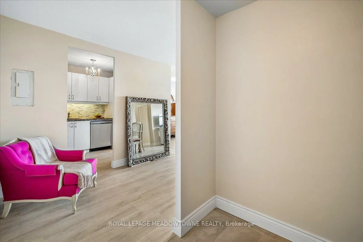 2263, Marine, 1001 - BR Bronte, Oakville