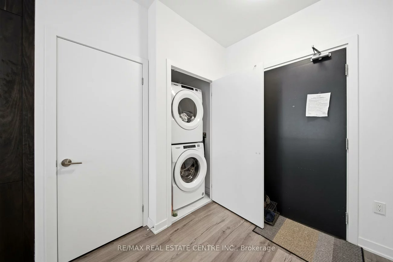 395, Dundas, 1008 - GO Glenorchy, Oakville