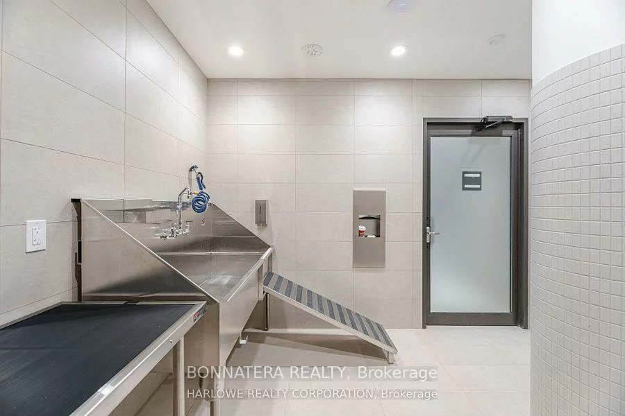 3006, William Cutmore, 1010 - JM Joshua Meadows, Oakville