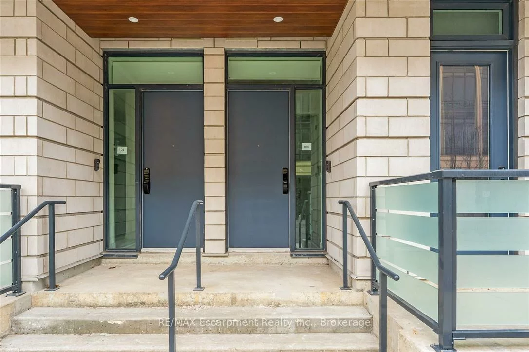 123, Maurice, 1002 - CO Central, Oakville