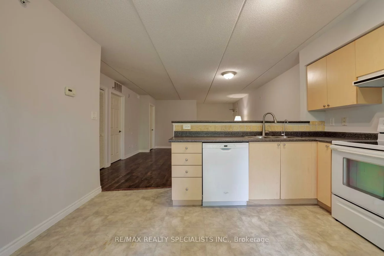 1490, Bishops, 1007 - GA Glen Abbey, Oakville