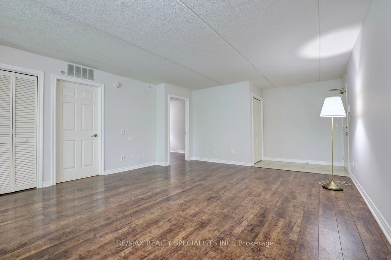 1490, Bishops, 1007 - GA Glen Abbey, Oakville