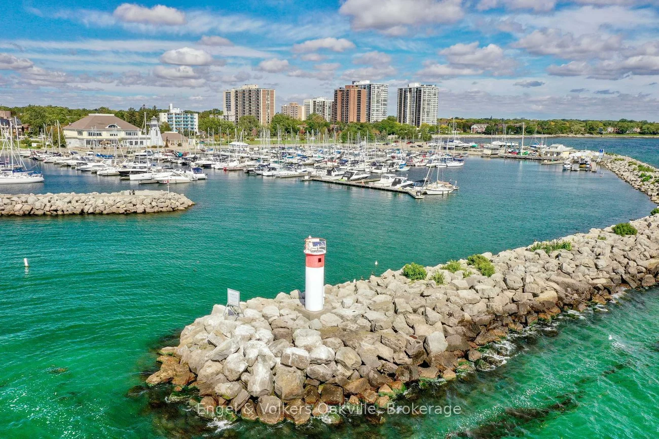 2180, Marine, 1001 - BR Bronte, Oakville