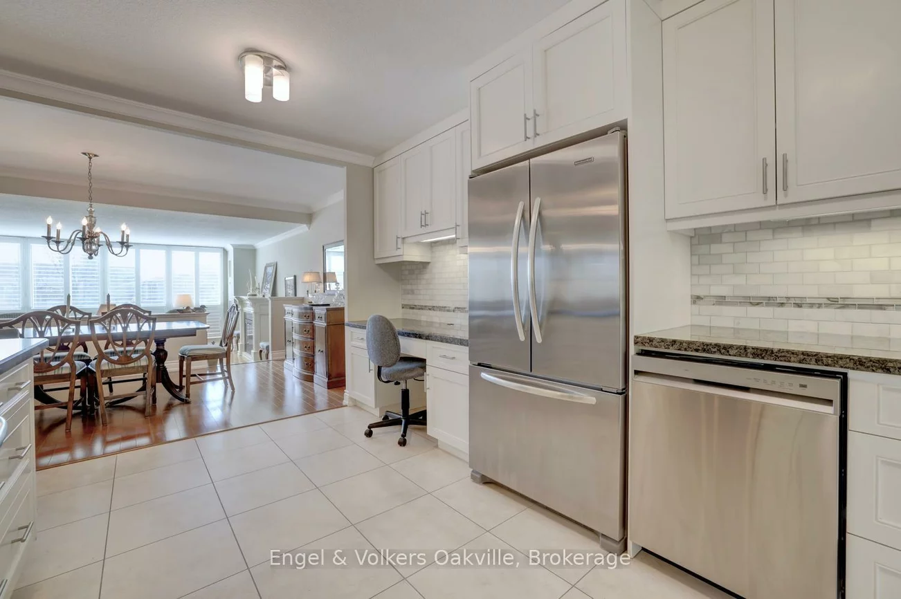 2180, Marine, 1001 - BR Bronte, Oakville