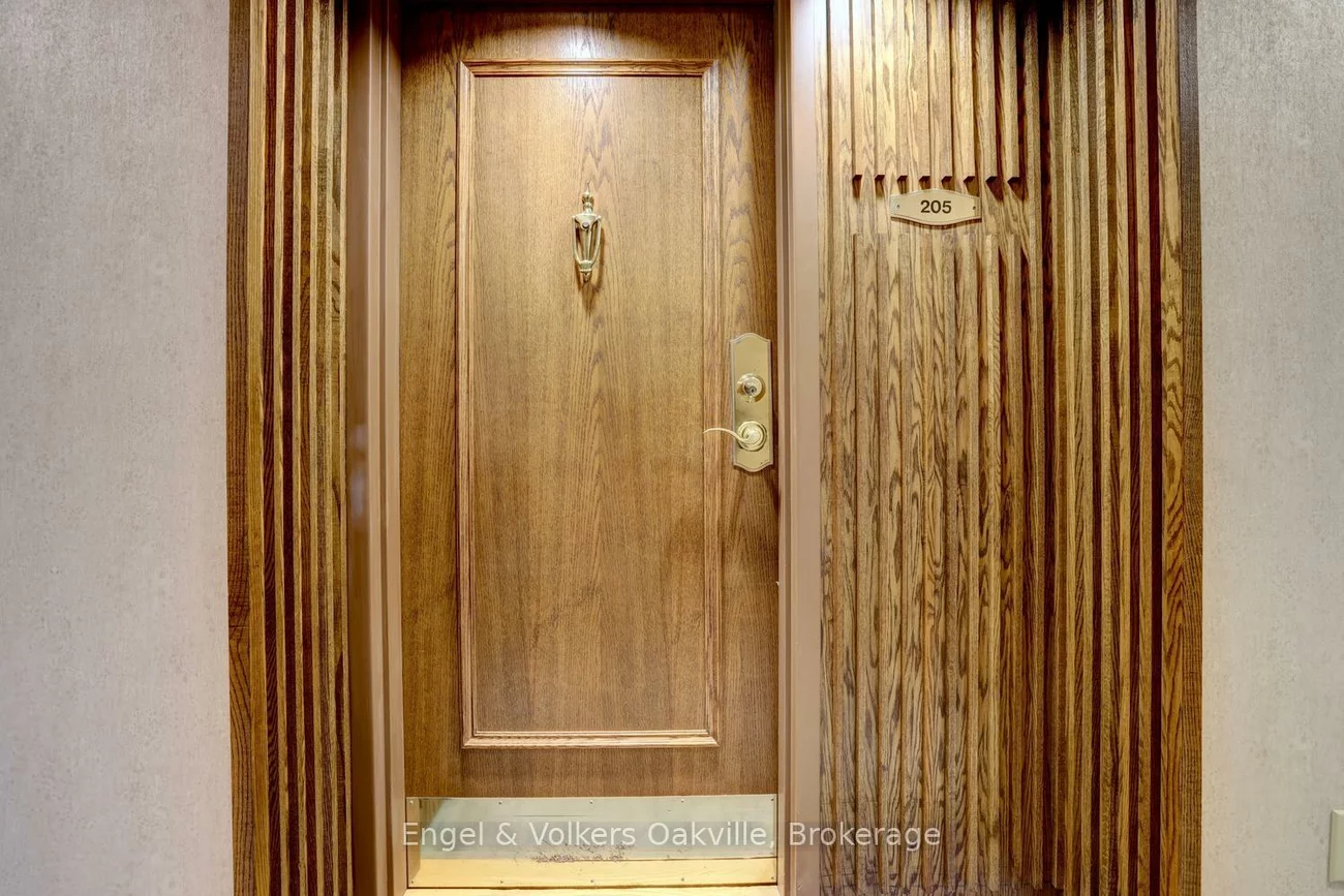 2180, Marine, 1001 - BR Bronte, Oakville