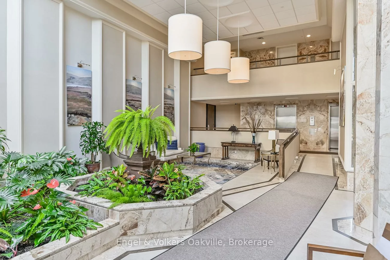 2180, Marine, 1001 - BR Bronte, Oakville