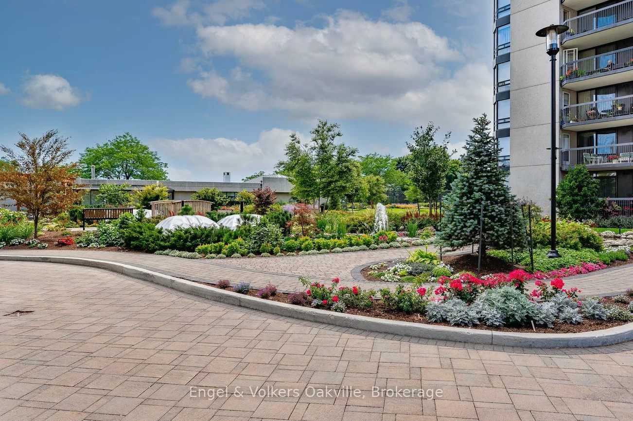 2180, Marine, 1001 - BR Bronte, Oakville