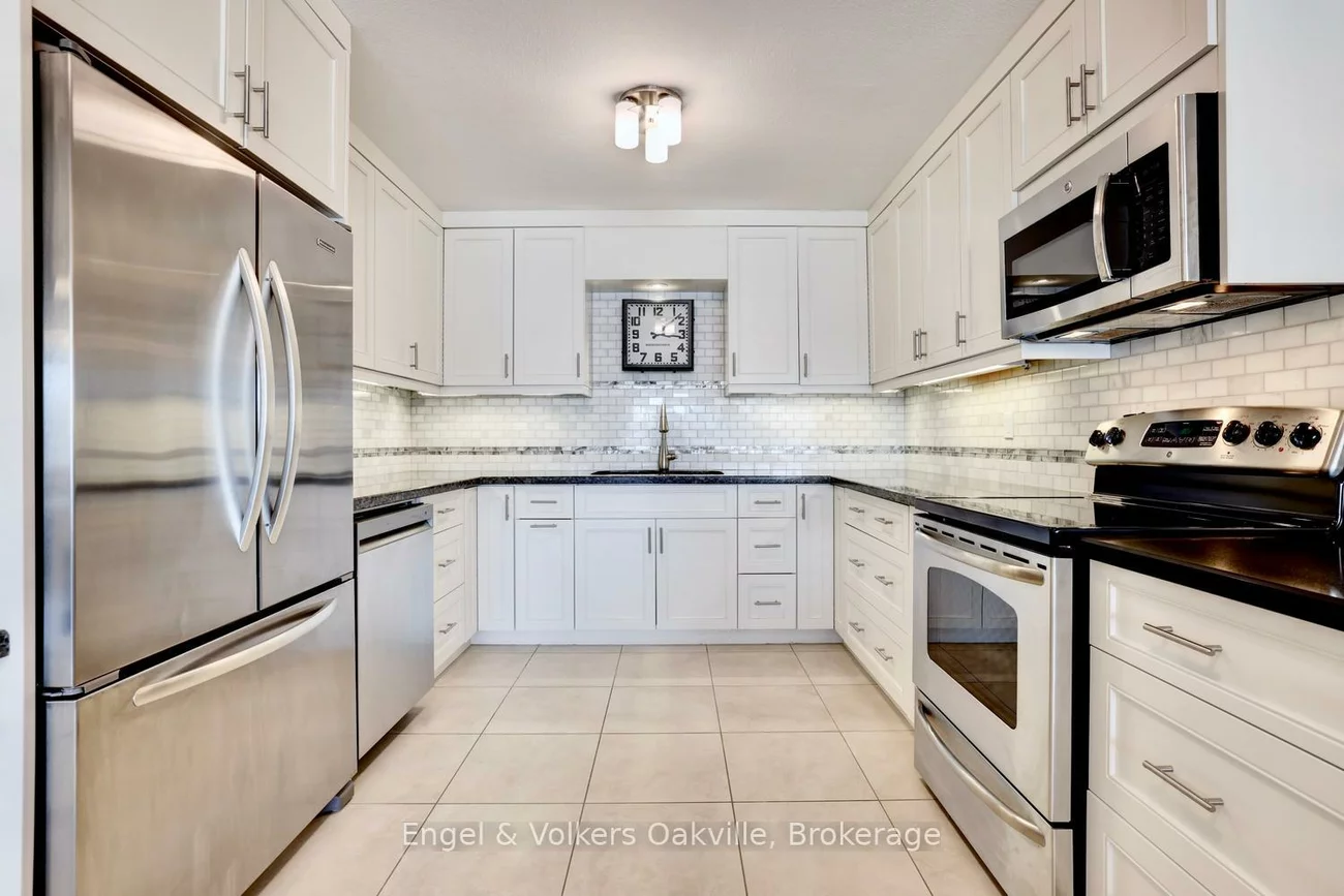 2180, Marine, 1001 - BR Bronte, Oakville