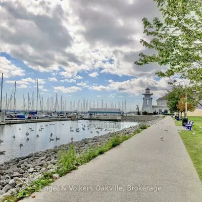 2180, Marine, 1001 - BR Bronte, Oakville