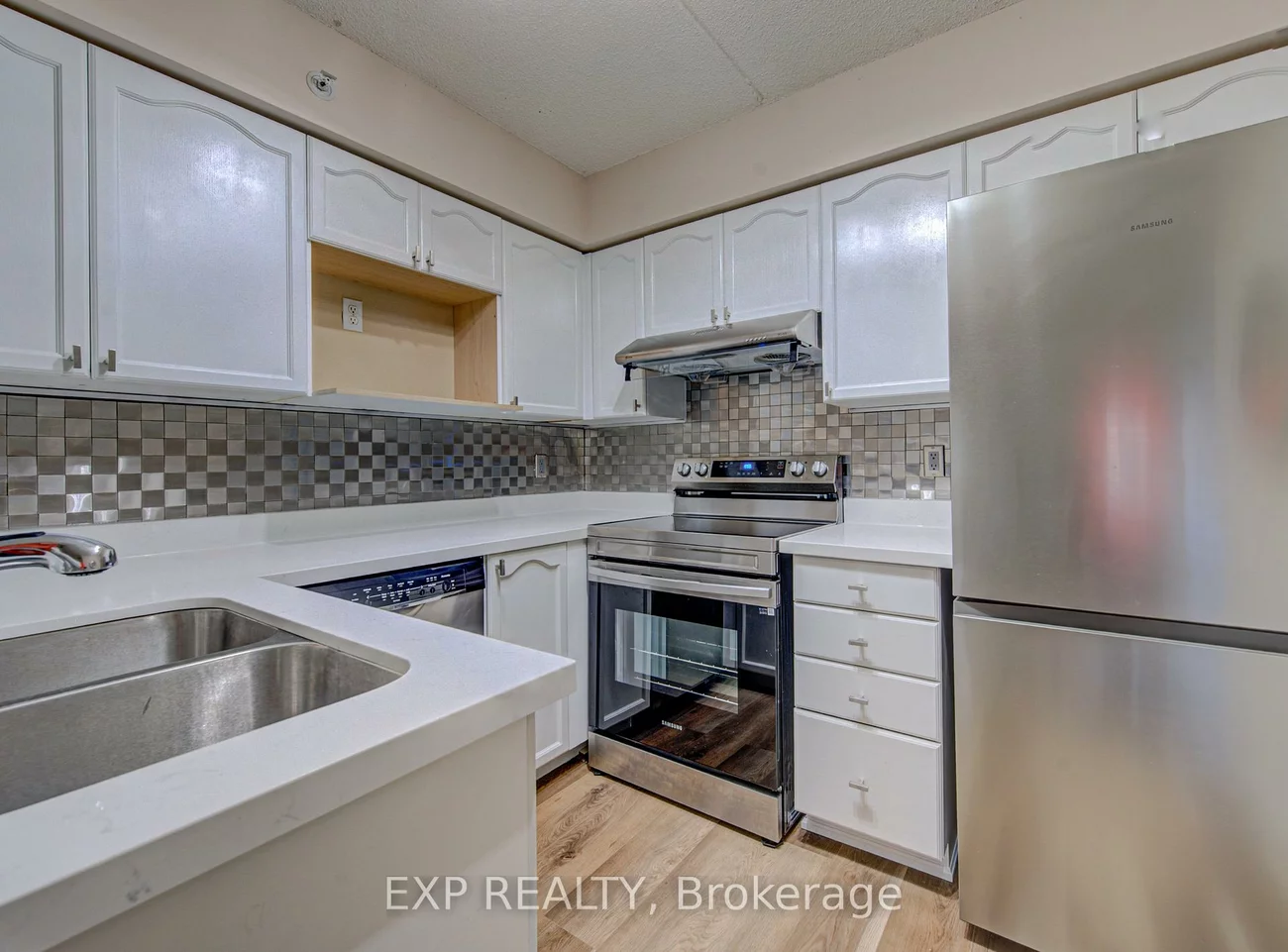 1490, Bishops, 1007 - GA Glen Abbey, Oakville