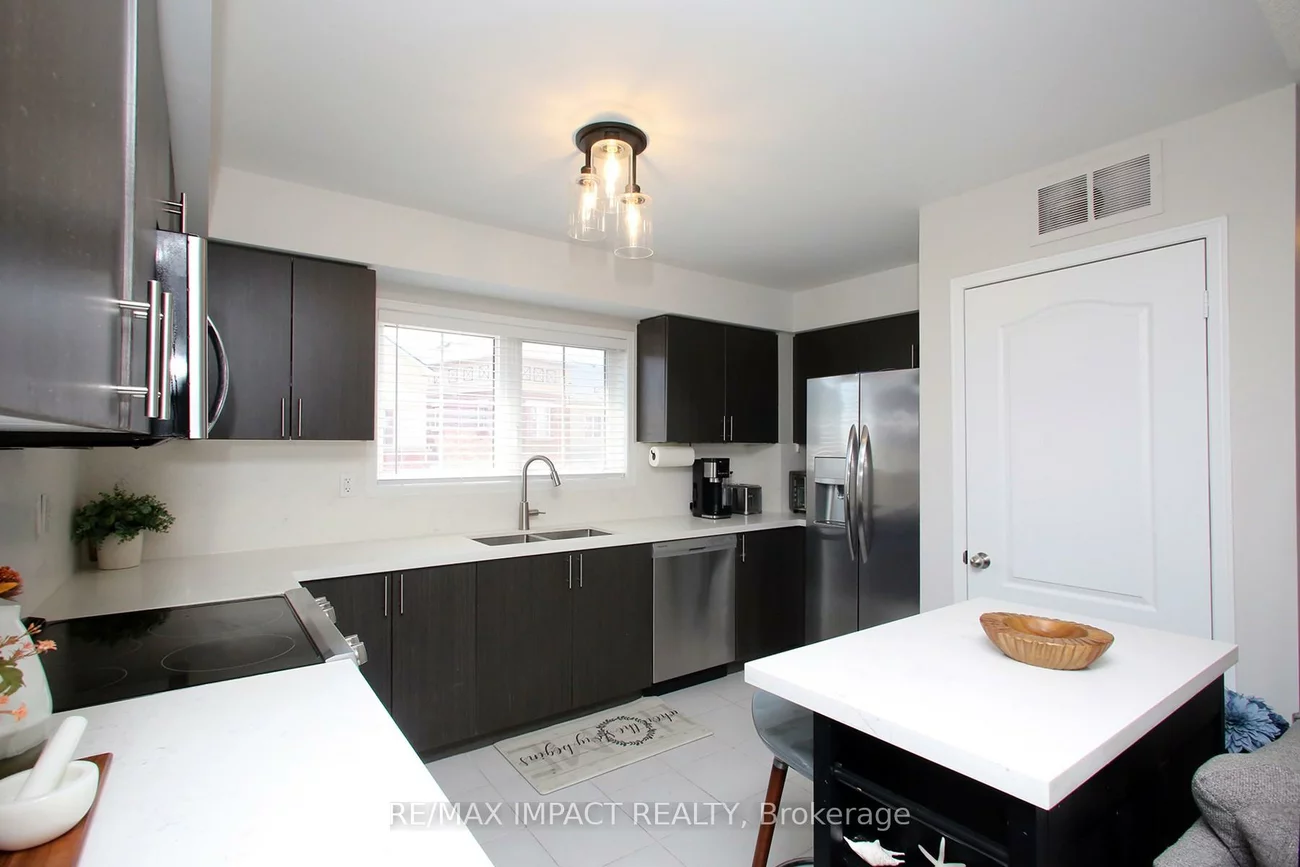 47, Hays, 1015 - RO River Oaks, Oakville