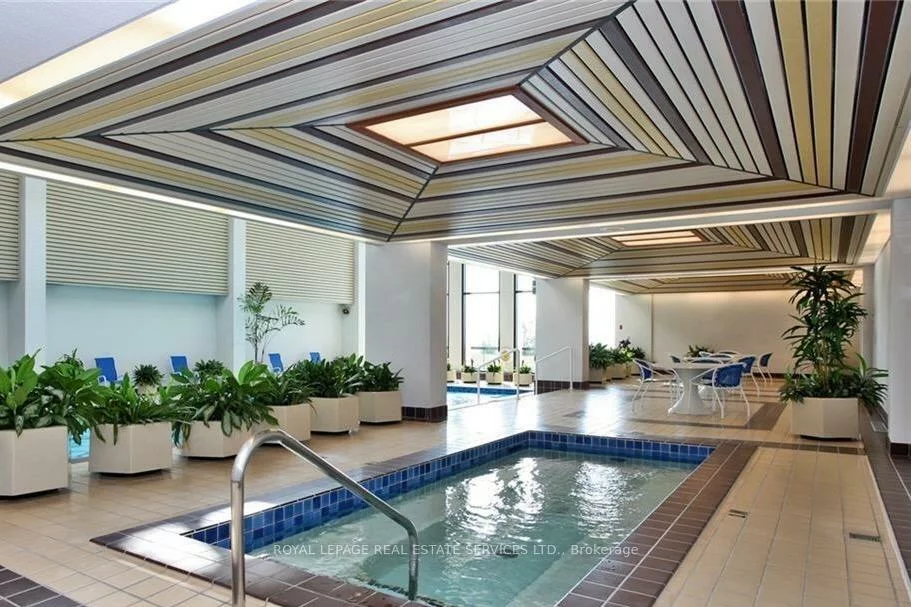 2180, Marine, 1001 - BR Bronte, Oakville