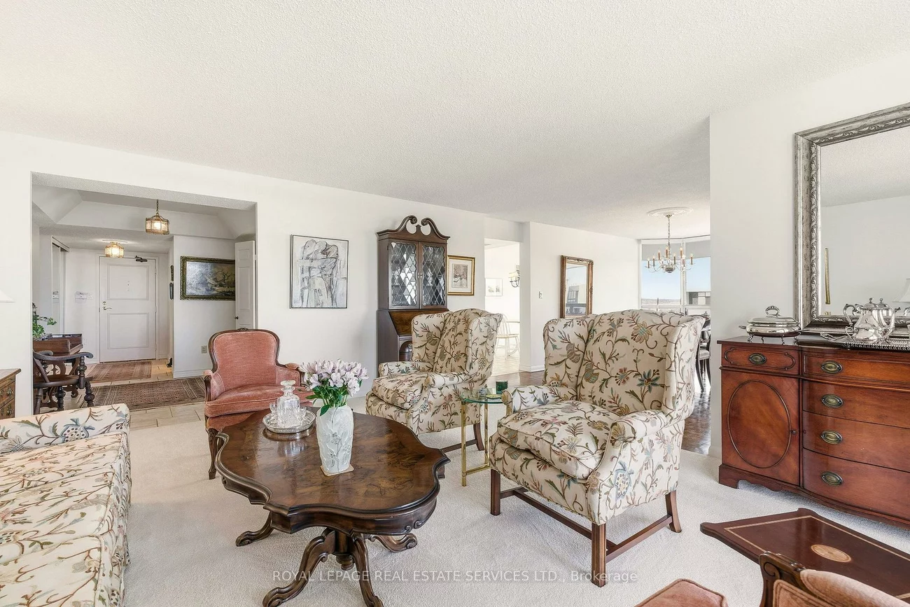 2180, Marine, 1001 - BR Bronte, Oakville