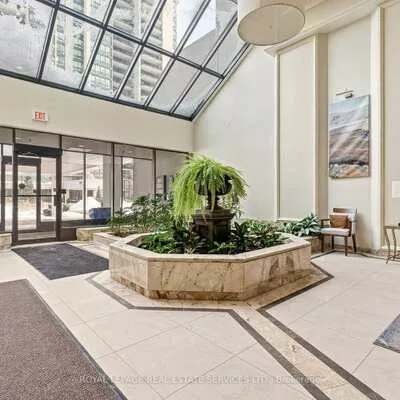 2180, Marine, 1001 - BR Bronte, Oakville