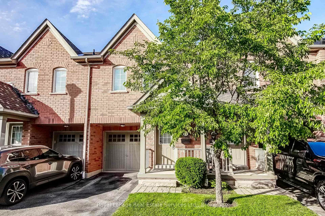 233, Duskywing, 1001 - BR Bronte, Oakville