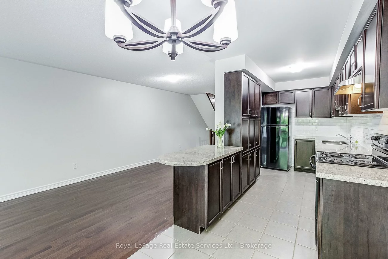 233, Duskywing, 1001 - BR Bronte, Oakville