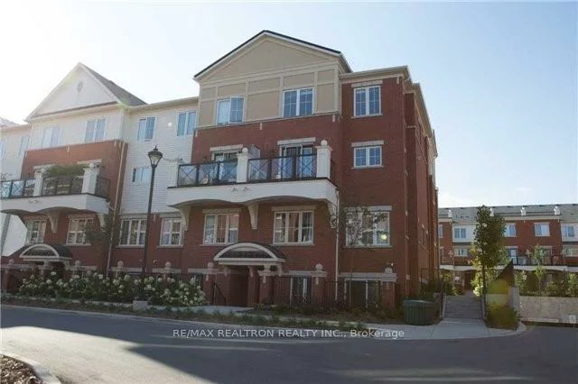 2492, Post, 1015 - RO River Oaks, Oakville