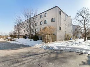 1016, Falgarwood, 1005 - FA Falgarwood, Oakville