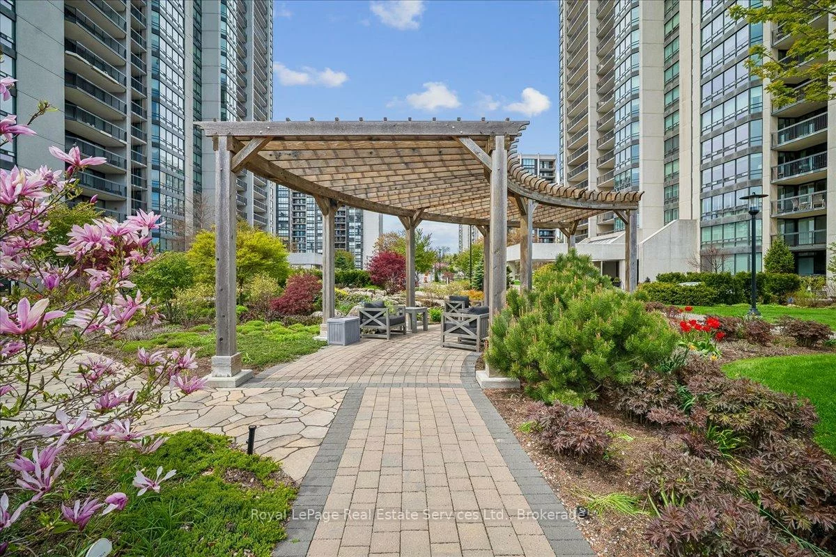 2170, Marine, 1001 - BR Bronte, Oakville
