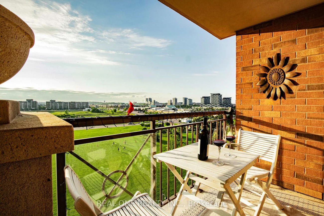 2379, Central Park, 1015 - RO River Oaks, Oakville