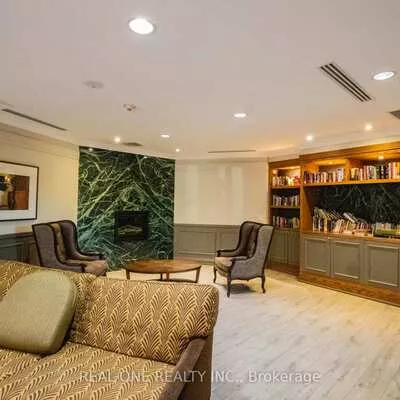 2379, Central Park, 1015 - RO River Oaks, Oakville