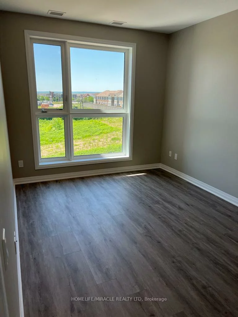 95, Dundas Street West, 1040 - OA Rural Oakville, Oakville