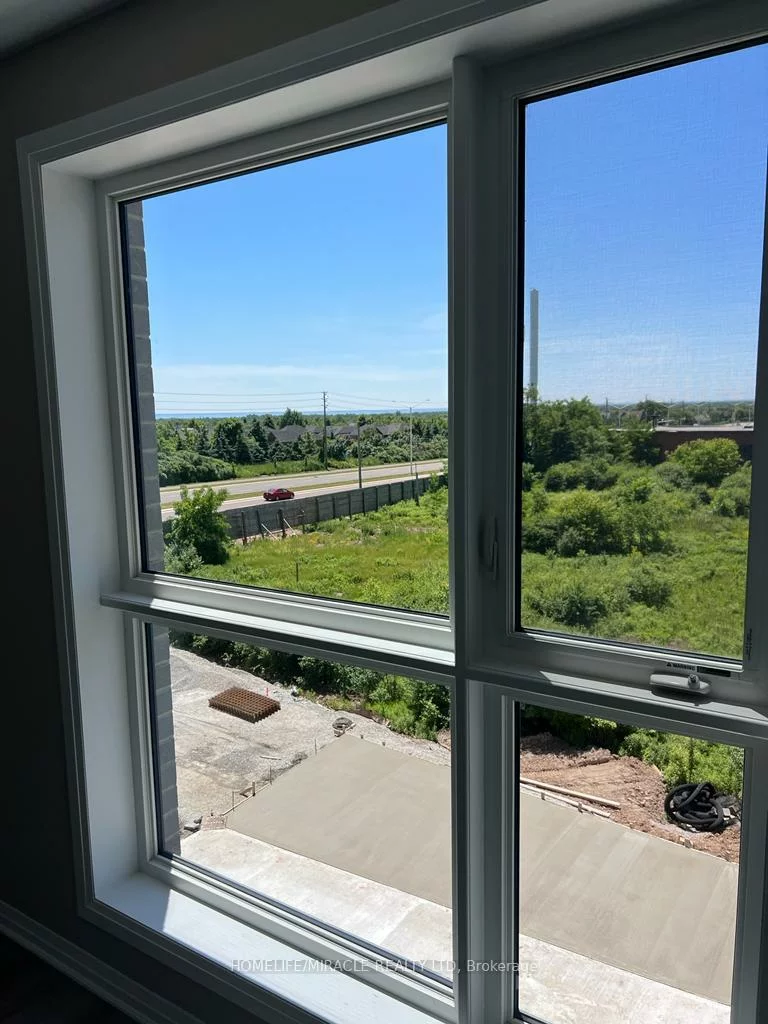 95, Dundas Street West, 1040 - OA Rural Oakville, Oakville