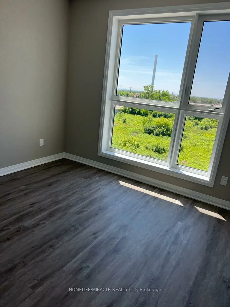 95, Dundas Street West, 1040 - OA Rural Oakville, Oakville
