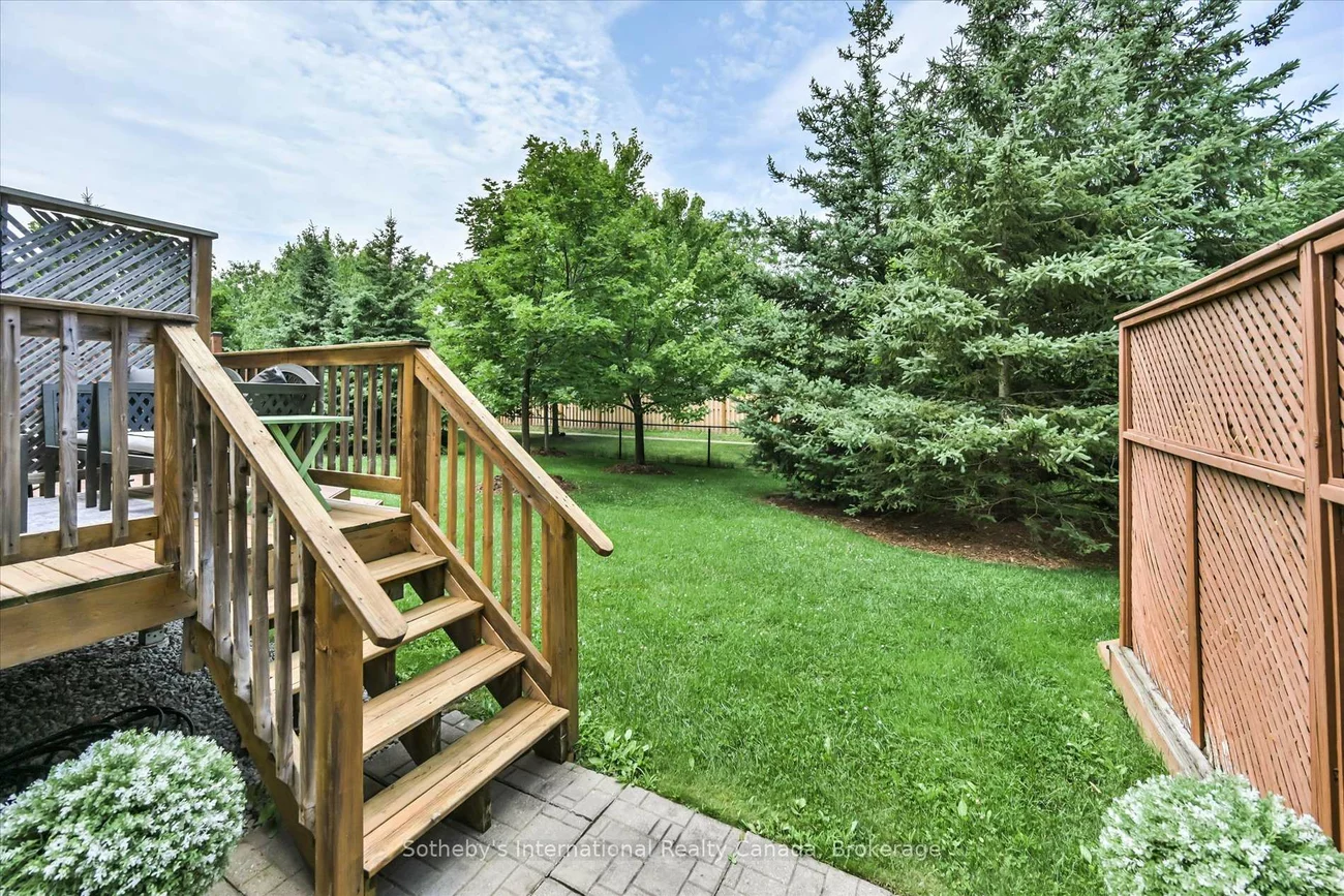300, Ravineview, 1018 - WC Wedgewood Creek, Oakville