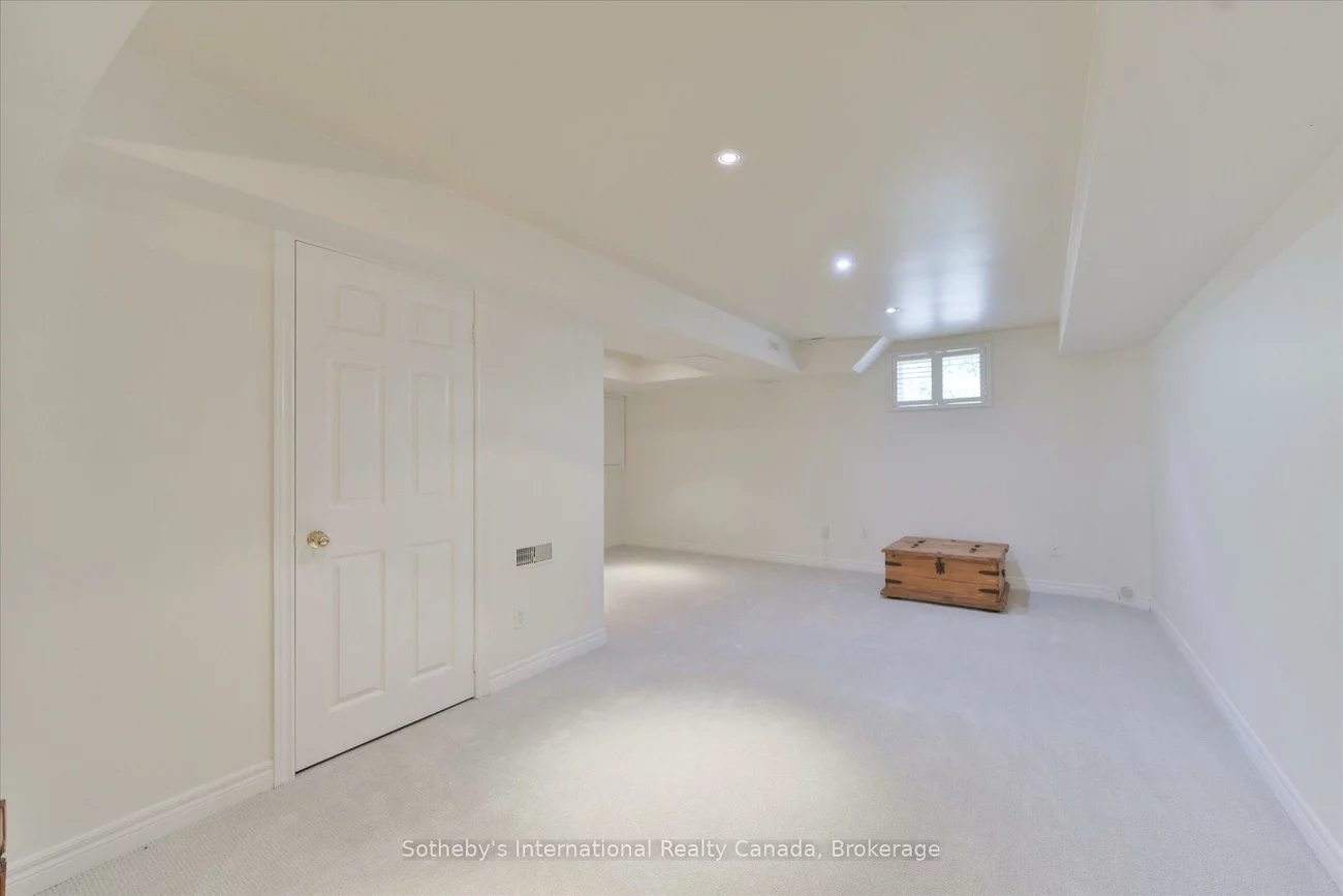 300, Ravineview, 1018 - WC Wedgewood Creek, Oakville