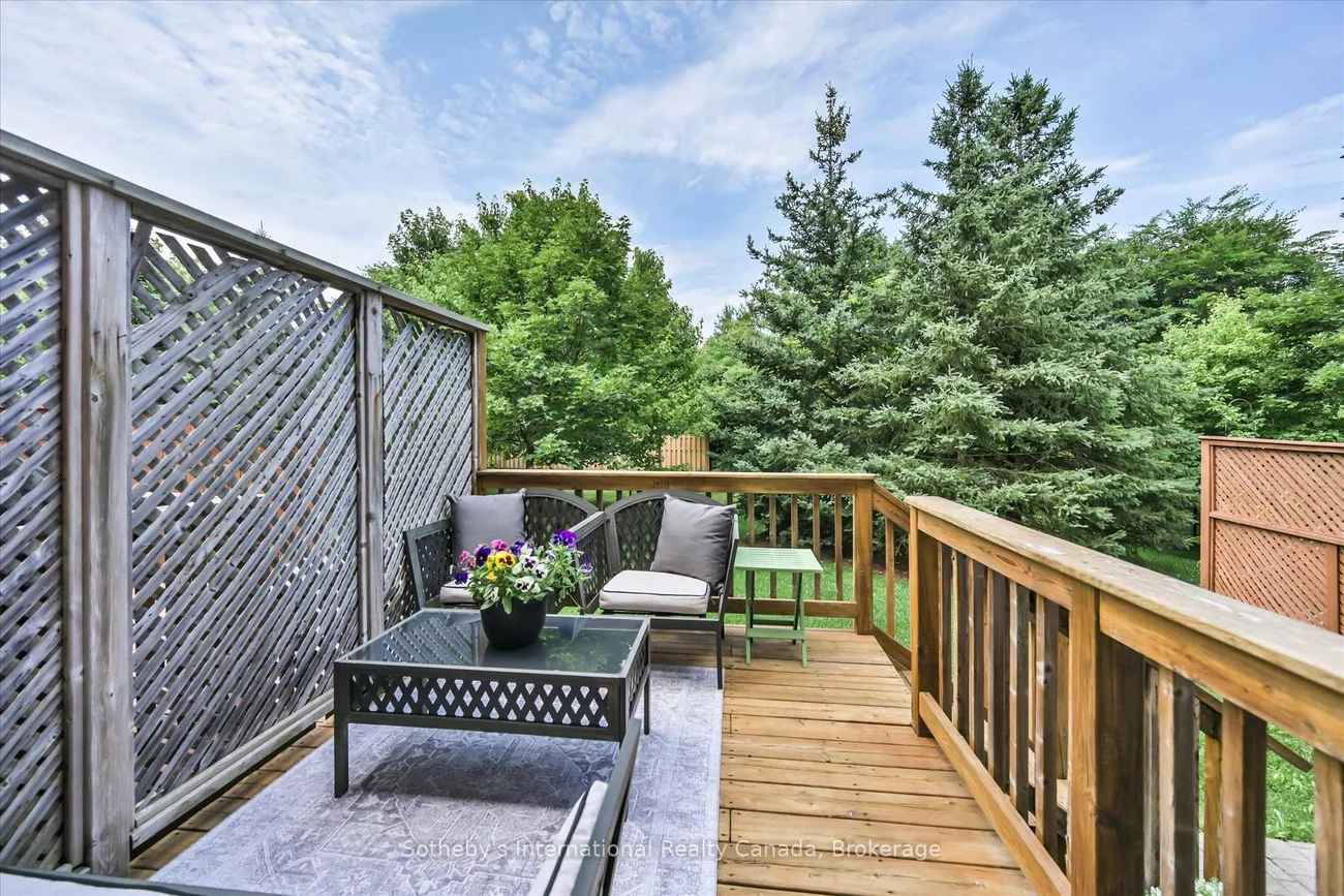 300, Ravineview, 1018 - WC Wedgewood Creek, Oakville