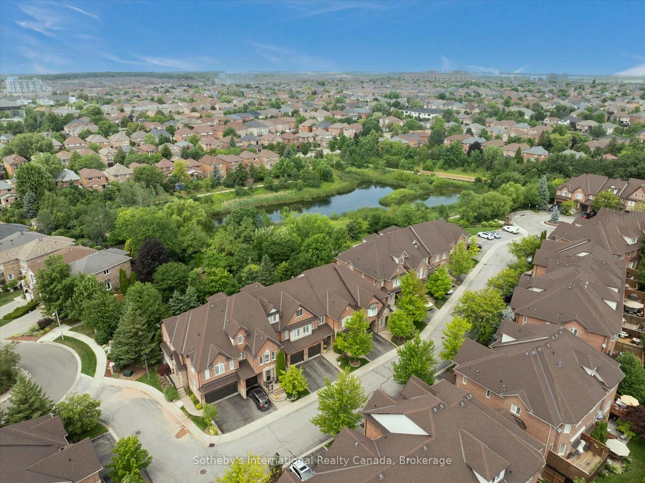 300, Ravineview, 1018 - WC Wedgewood Creek, Oakville