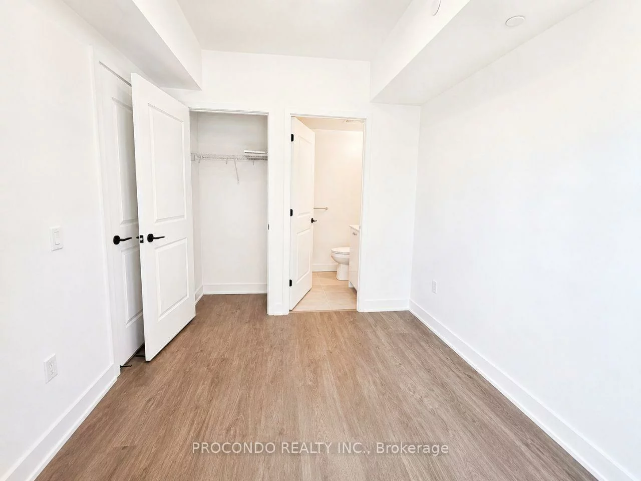 2343, KHALSA, 1019 - WM Westmount, Oakville