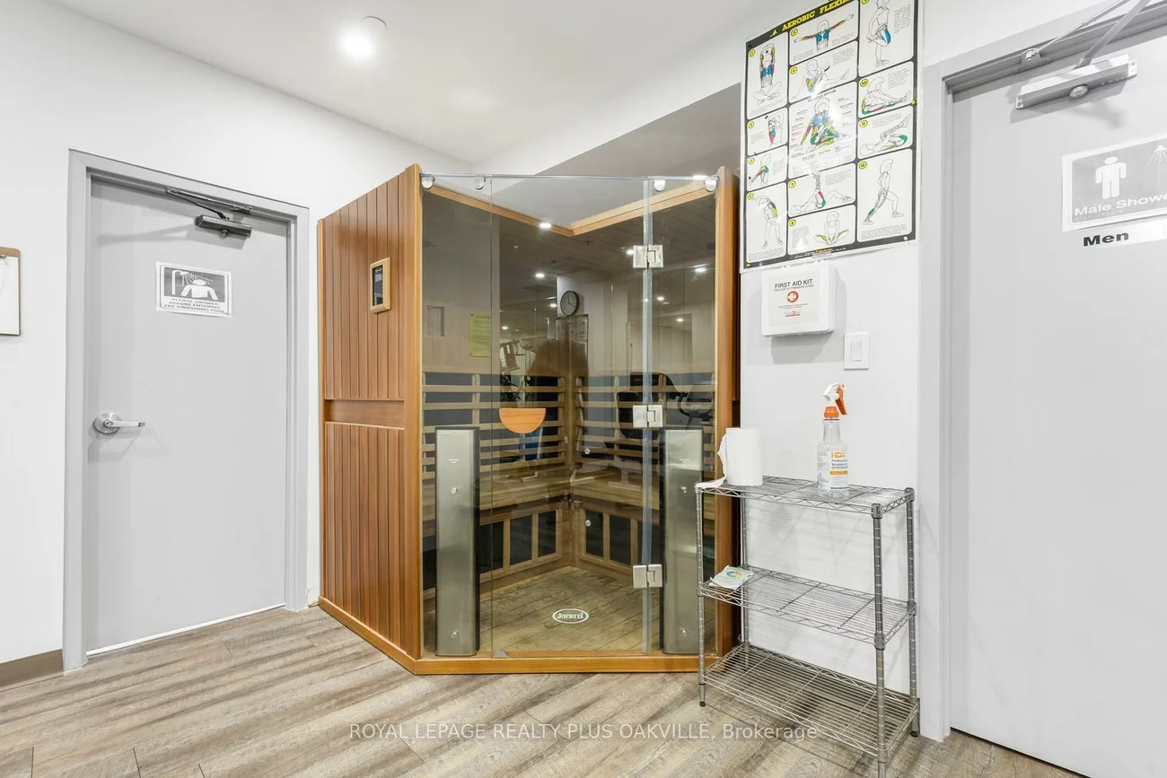 1240, Marlborough, 1003 - CP College Park, Oakville