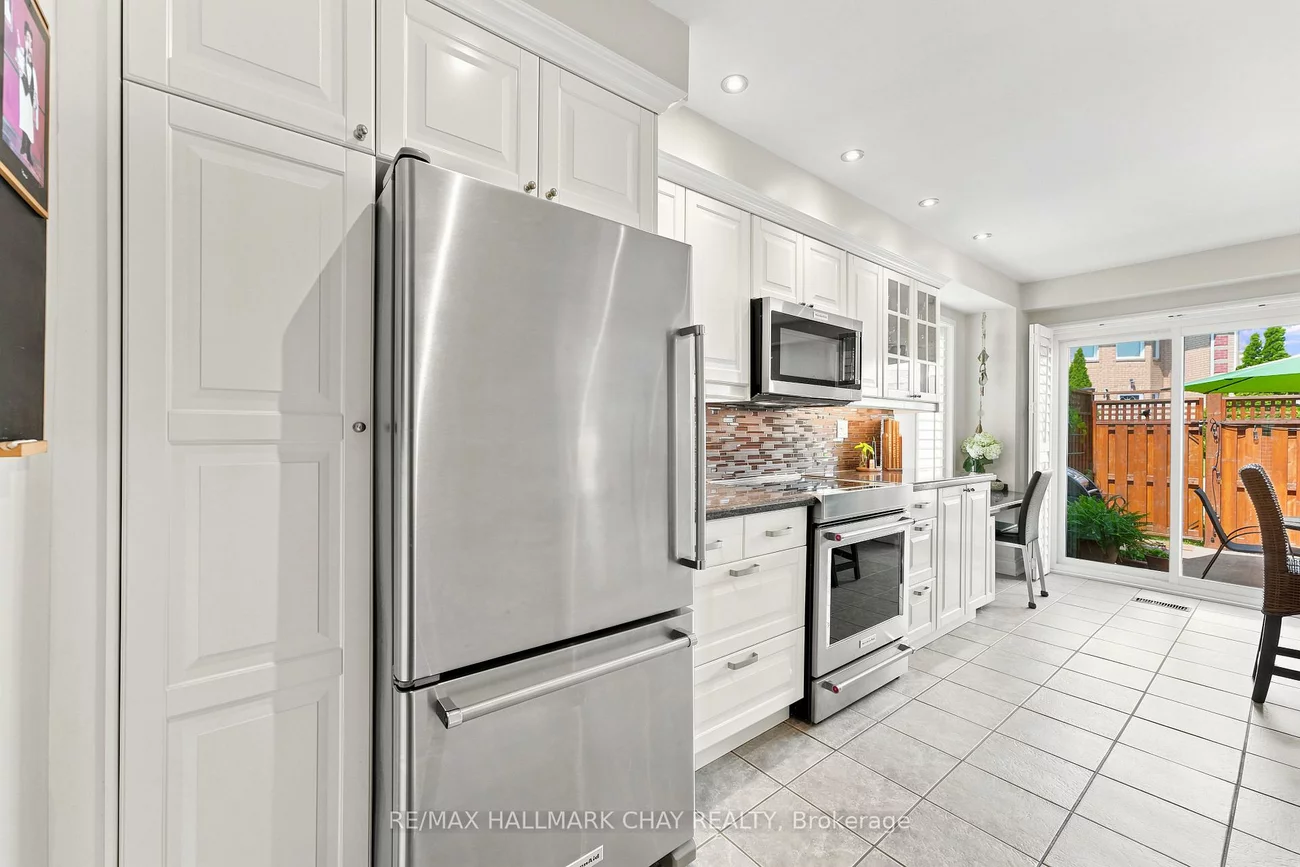 2350, Grand Ravine, 1015 - RO River Oaks, Oakville