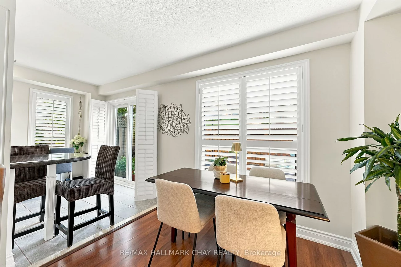 2350, Grand Ravine, 1015 - RO River Oaks, Oakville