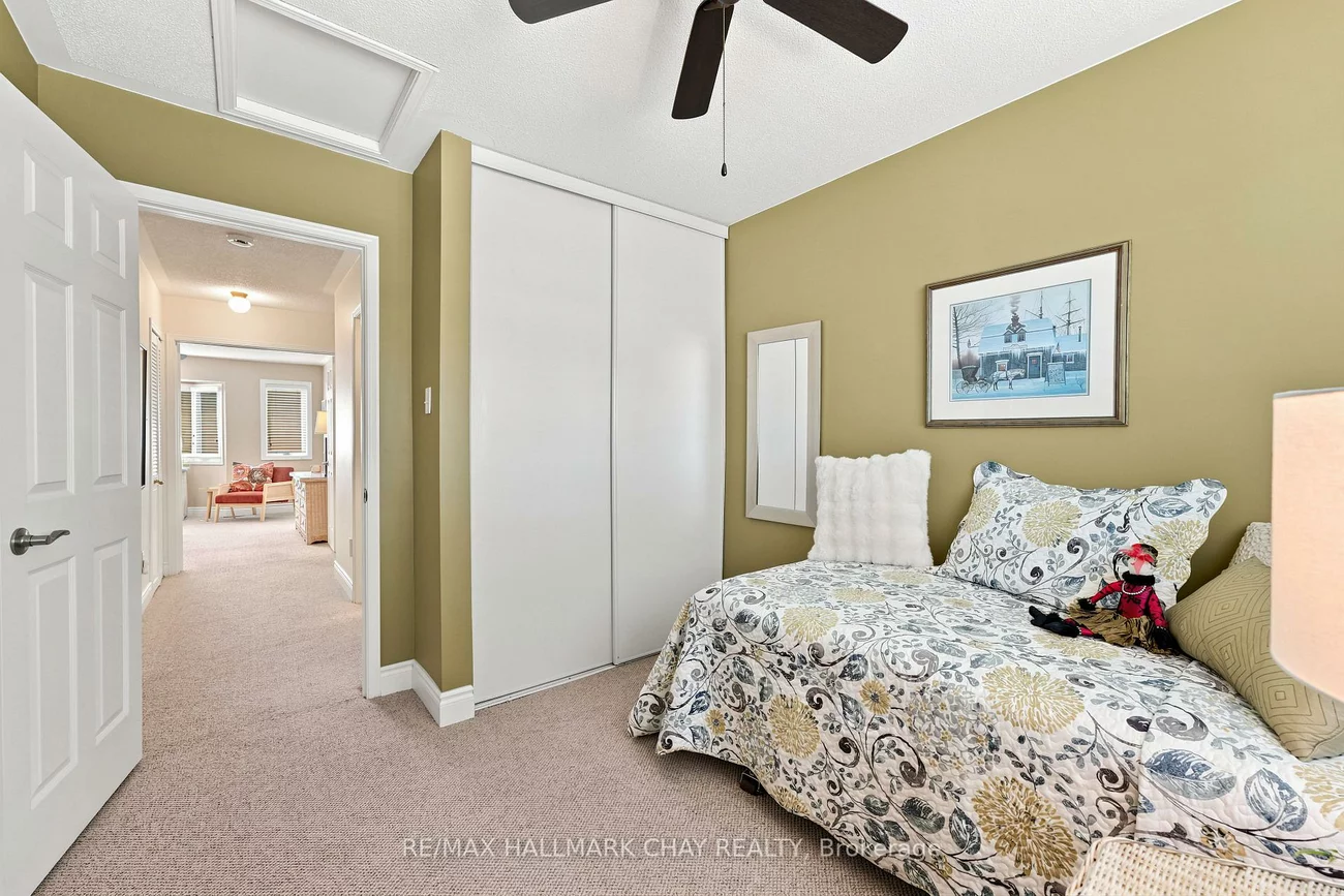 2350, Grand Ravine, 1015 - RO River Oaks, Oakville
