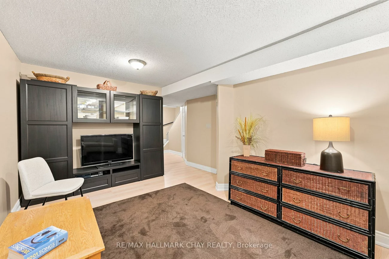 2350, Grand Ravine, 1015 - RO River Oaks, Oakville