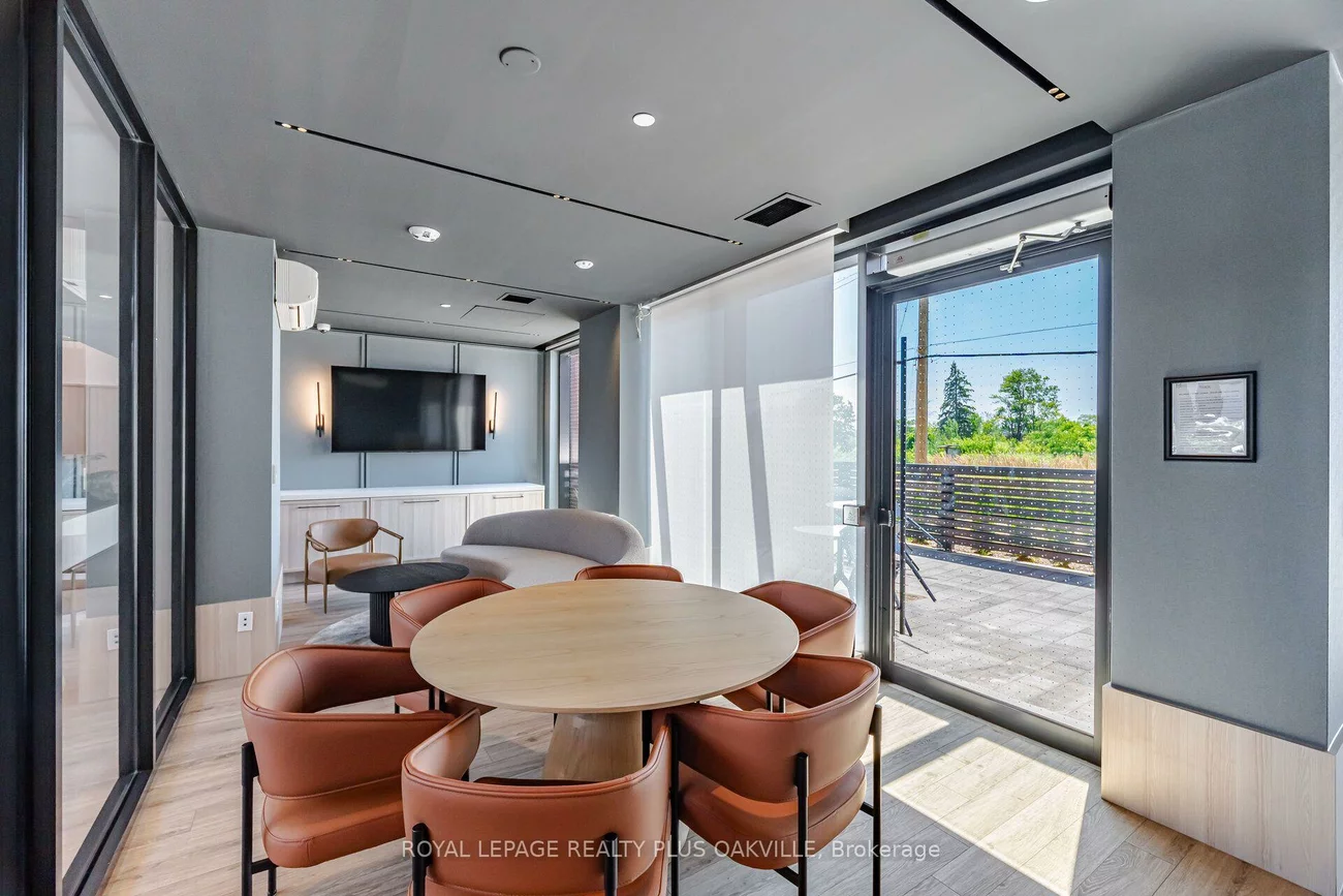 3079, Trafalgar, 1010 - JM Joshua Meadows, Oakville