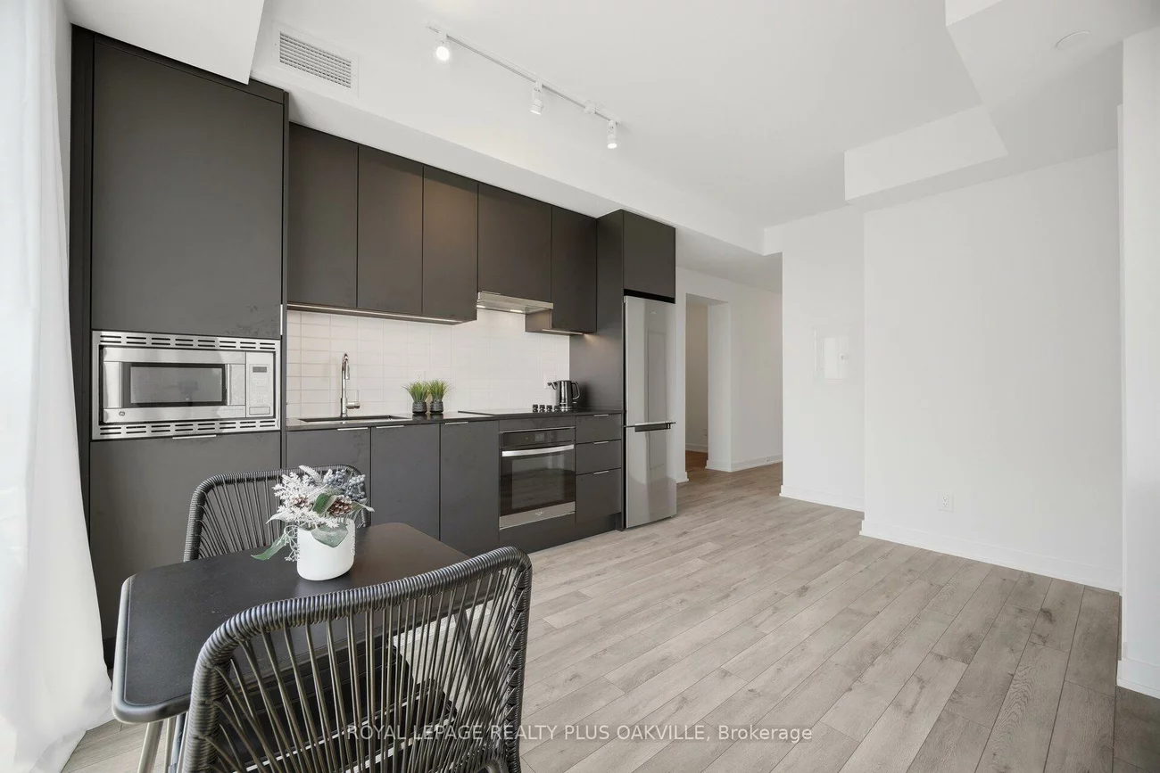 3079, Trafalgar, 1010 - JM Joshua Meadows, Oakville